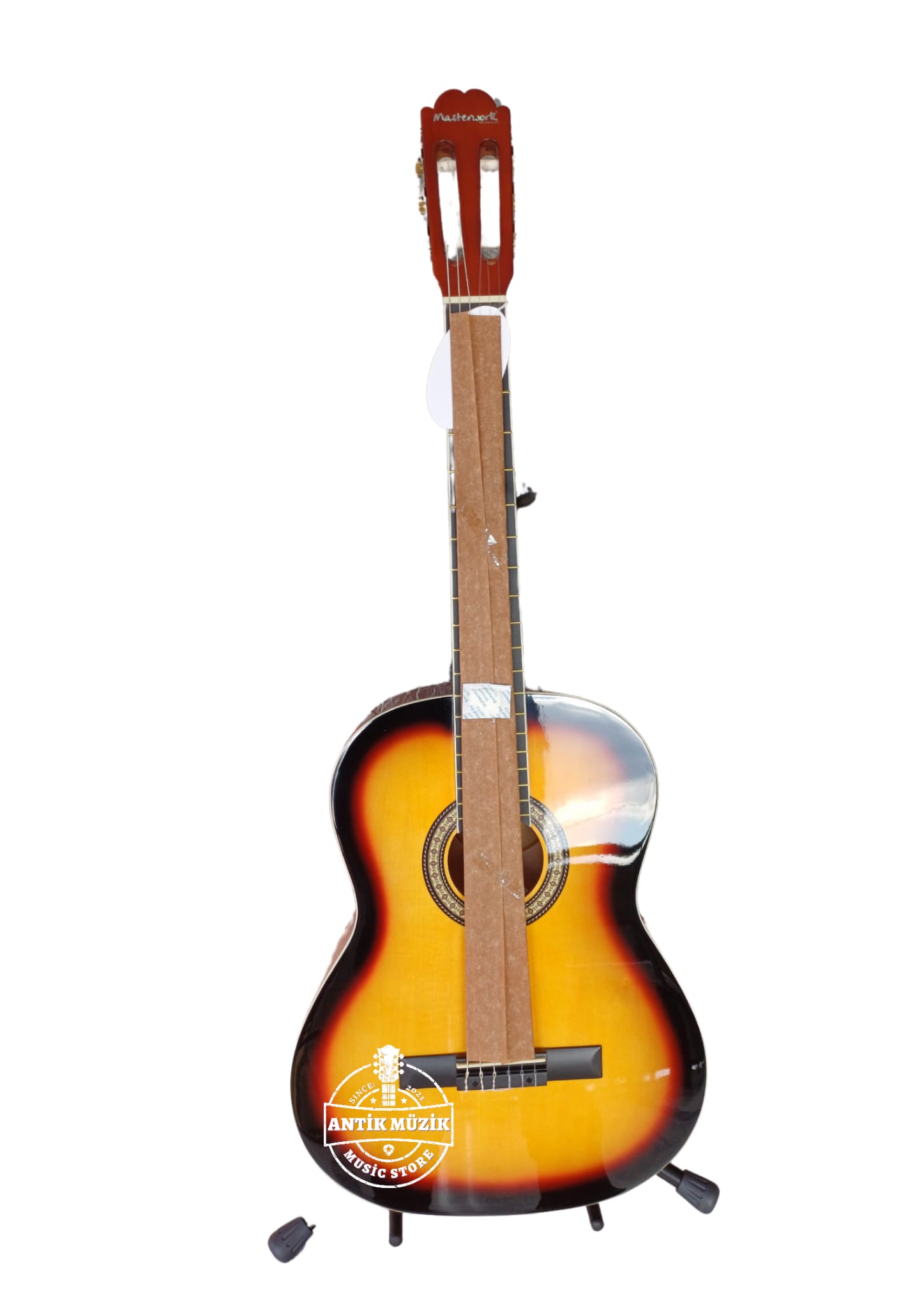 WhatsApp Image 2024-03-20 at 15.39.16 elektro gitar , gitar , gitar satış , müzik aleti , müzik evi , enstrüman , gitar satış , gitar alımı , 2. el gitar , antik müzik , cümbüş , Kesik Kasa